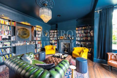 14 Aylestone Avenue, London, NW6 7AA
