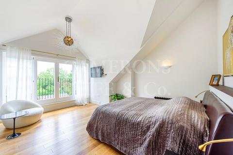 14 Aylestone Avenue, London, NW6 7AA