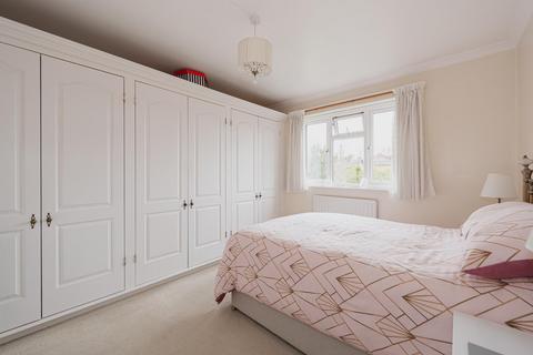 80 Albert Road, Epsom, KT17 4EL