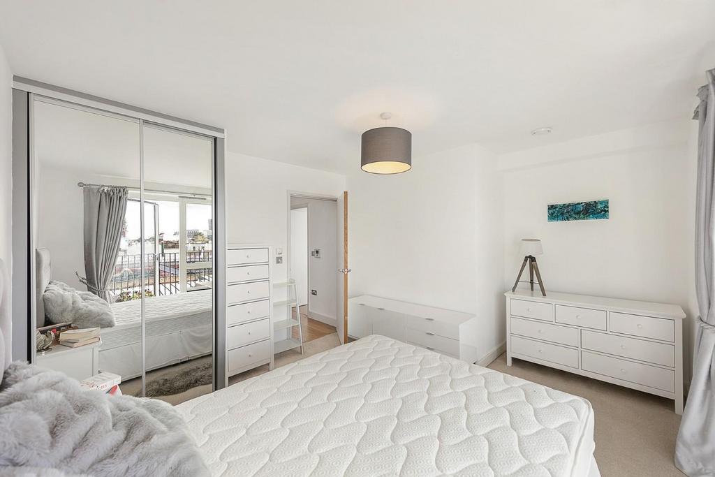 Bedroom (2).jpg