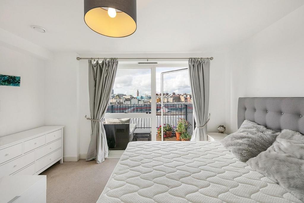 Bedroom.jpg
