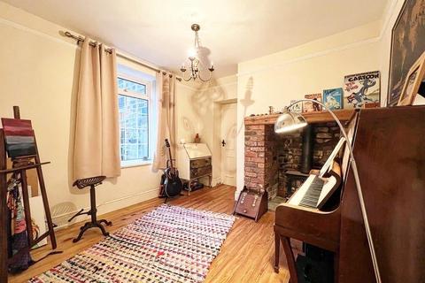 10 Beech House Road, Hemingfield, Barnsley, S73 0PF