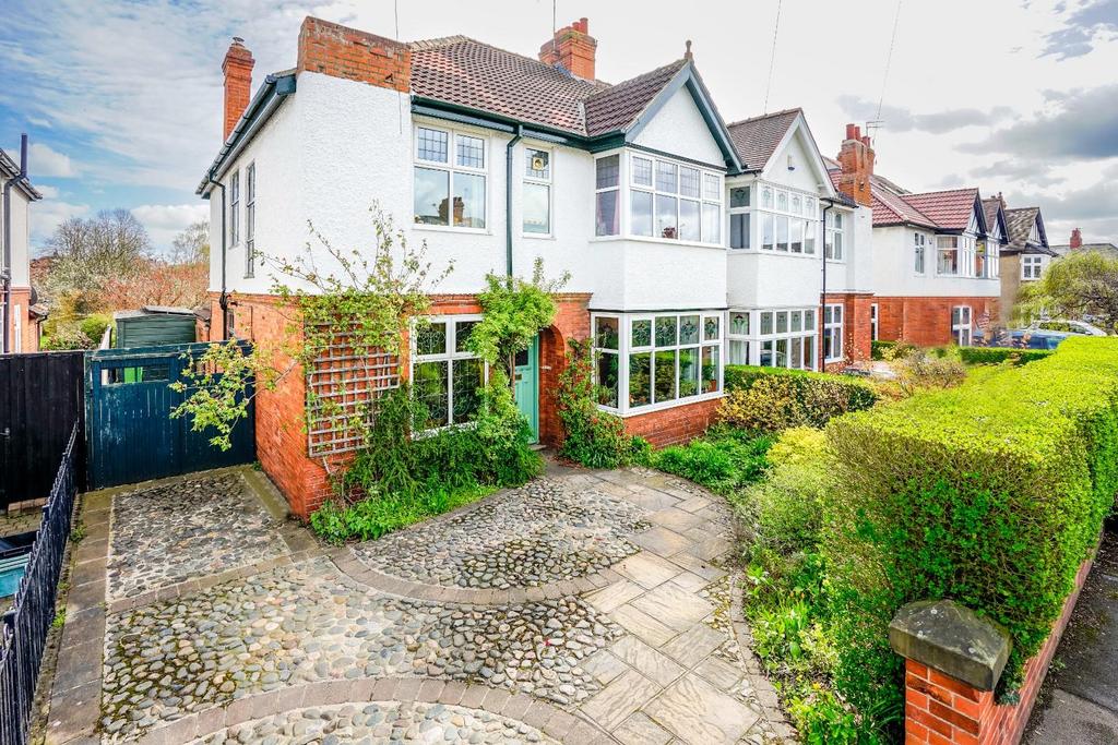 Carr Lane, York 4 bed semidetached house for sale £600,000