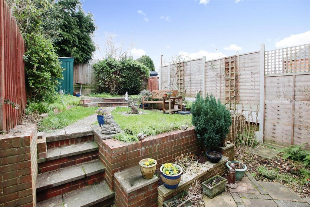 New Road, Netley Abbey, Southampton 3 bed end of terrace house for sale