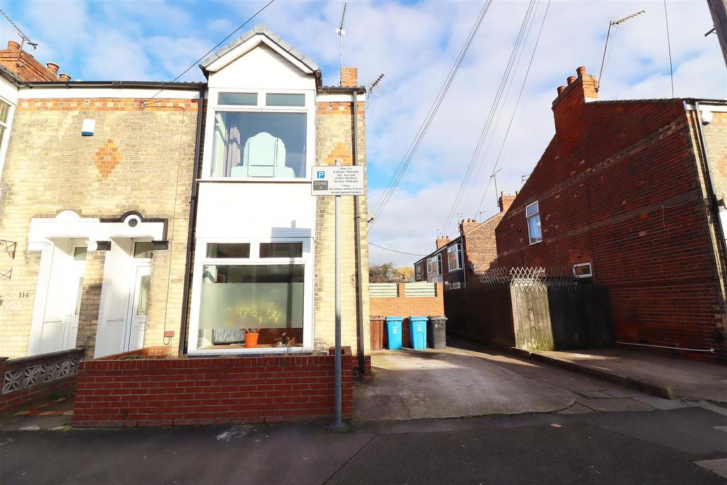 Newstead Street, Hull 3 bed end of terrace house £140,000