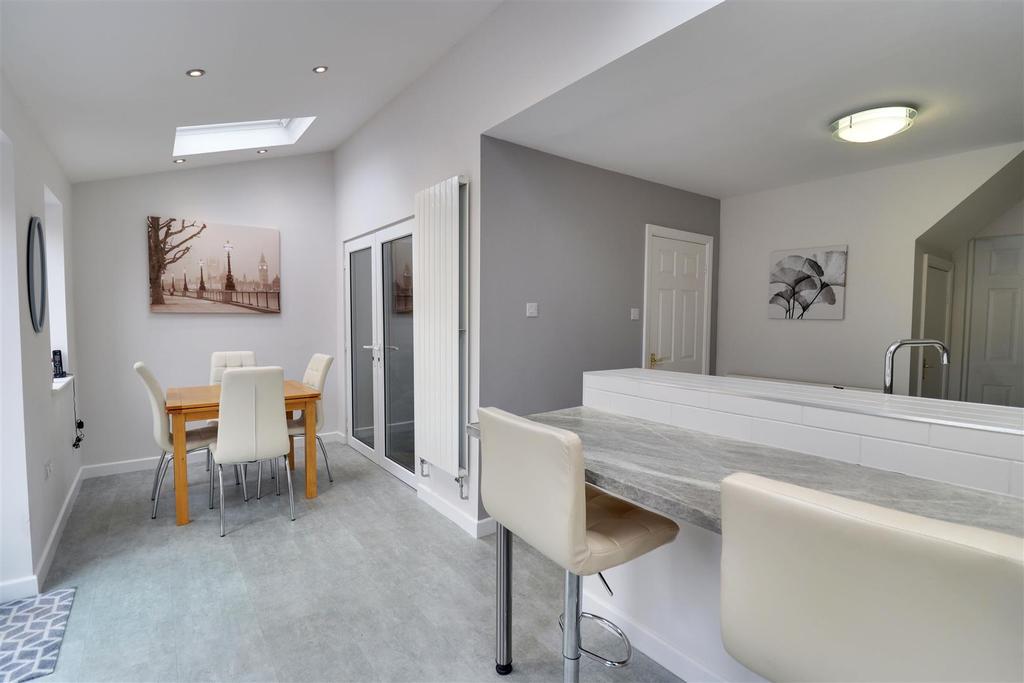 Cranberry Way, Hull 3 bed semidetached house for sale £220,000