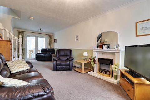 29 Cranberry Way, Hull, HU4 7AQ
