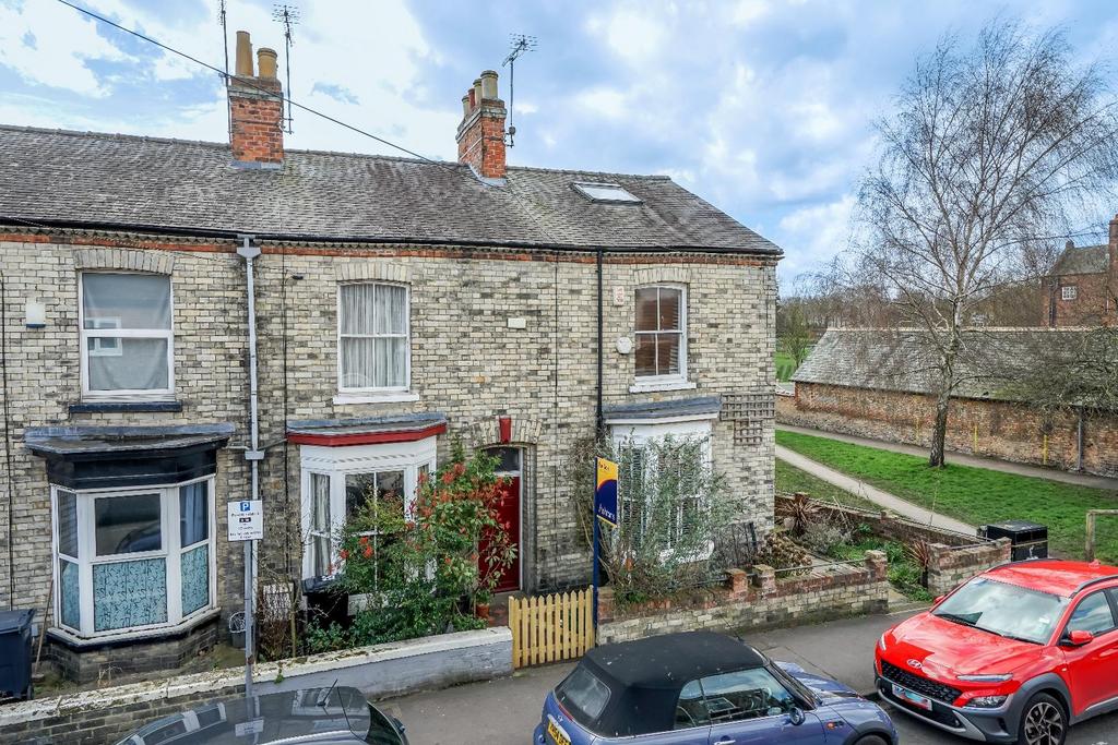 Nunthorpe Road, Off Scarcroft Road, York 2 bed terraced house £375,000