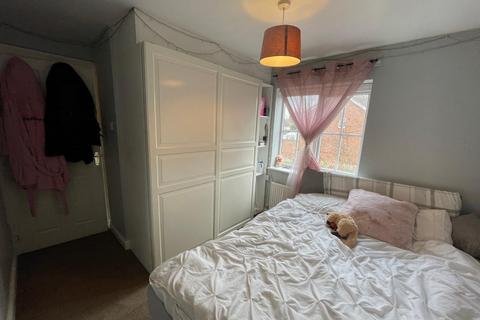51 Wake Way, Grange Park, Northampton, NN4 5BG