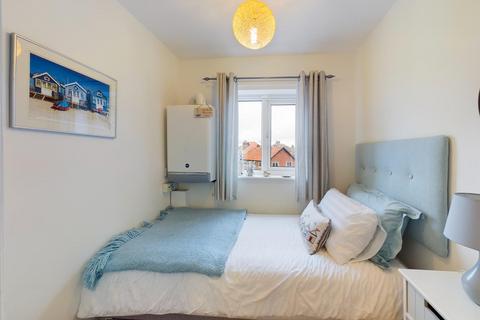 2 bedroom flat for sale, North Bay Court, Bridlington