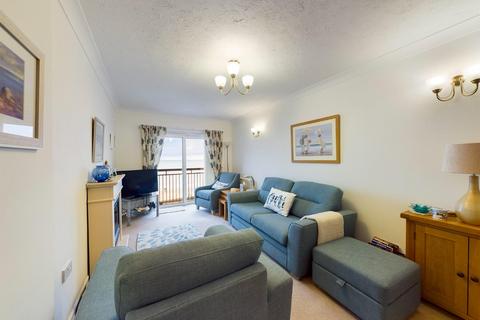 2 bedroom flat for sale, North Bay Court, Bridlington