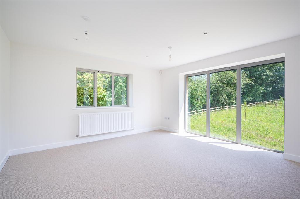 Master Bedroom.jpg