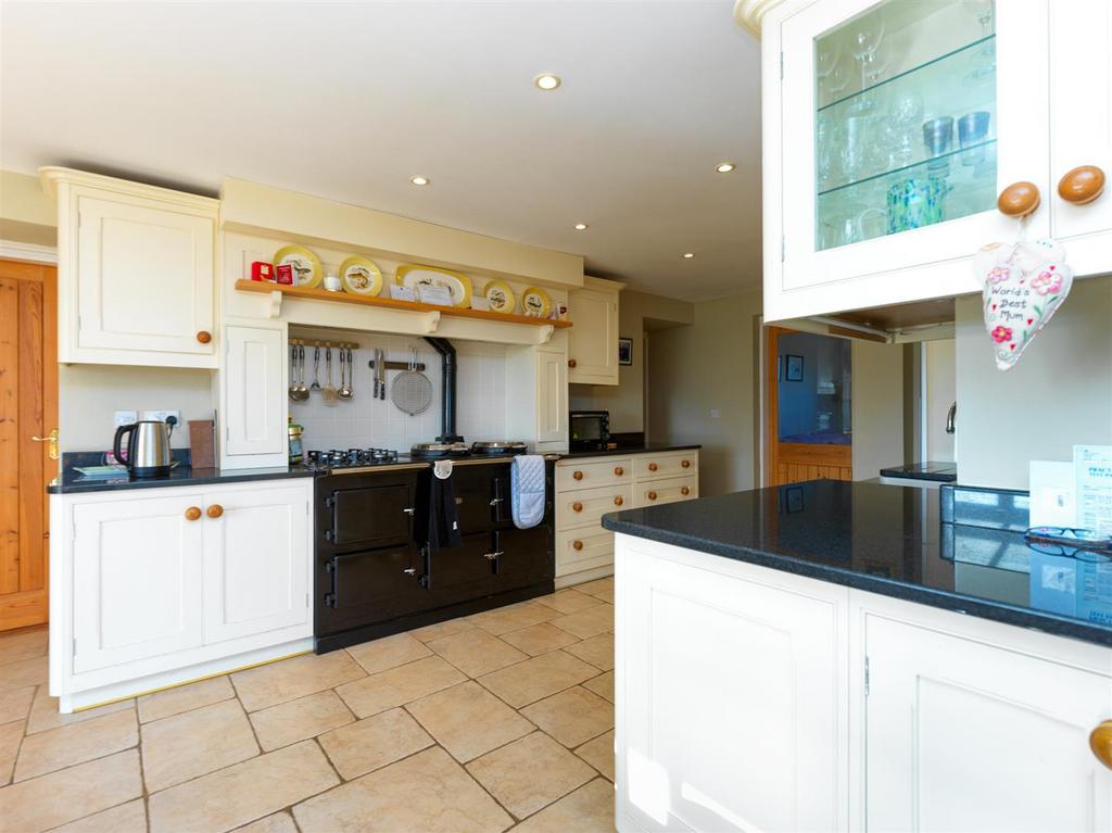 Pen Y Lan, Nr Wrexham. 6 bed semidetached house £550,000