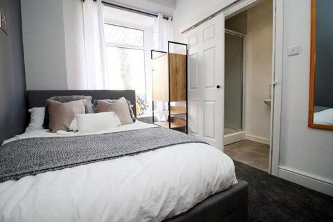 5 bedroom house share for sale, Windsor Street, Uplands, Swansea