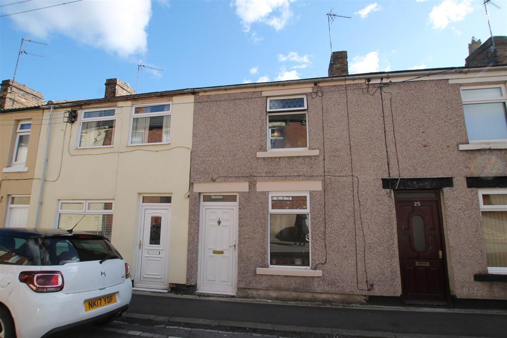 Arthur Street, Crook 2 bed terraced house £500 pcm (£115 pw)