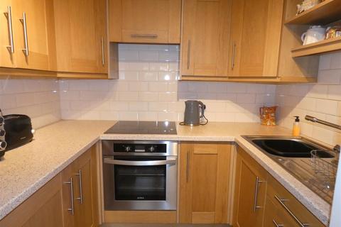 1 bedroom ground floor flat for sale - Tudor Court, Midland Drive, Sutton Coldfield