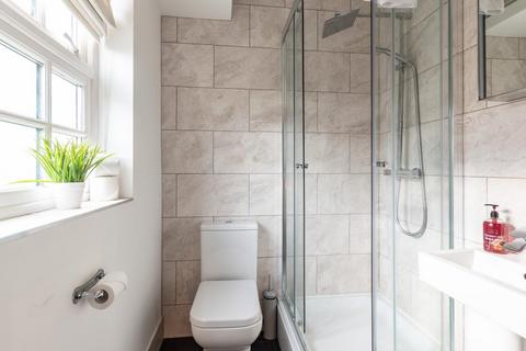 108 Leeman Road, York, YO26 4WT
