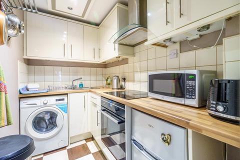 1 bedroom apartment for sale - Falsgrave Crescent, Off Burton Stone Lane, York