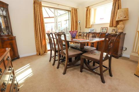 30 Heathfield, Sunderland, SR2 9EW