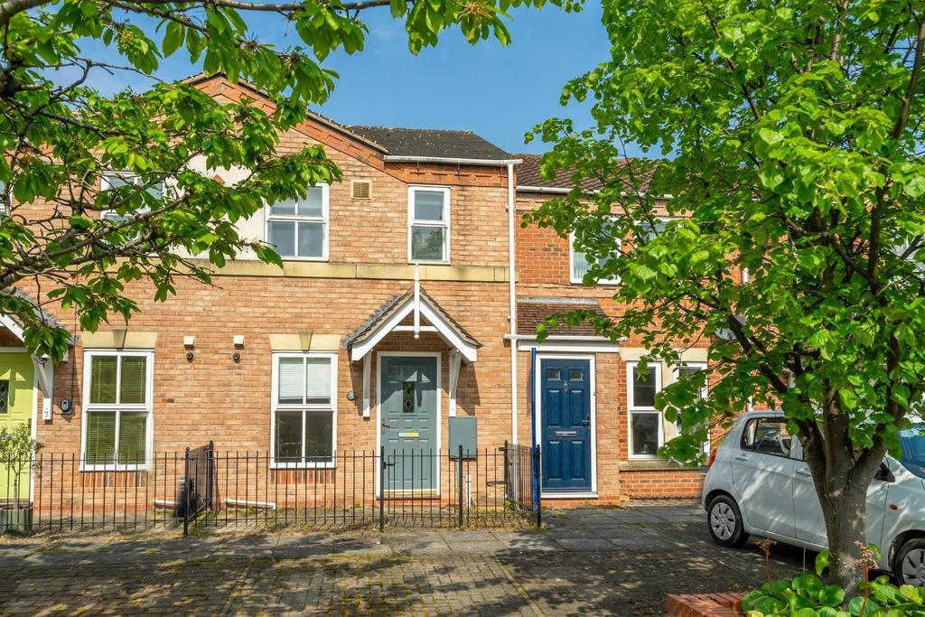 St. Pauls Mews, Holgate, York 2 bed townhouse for sale £250,000