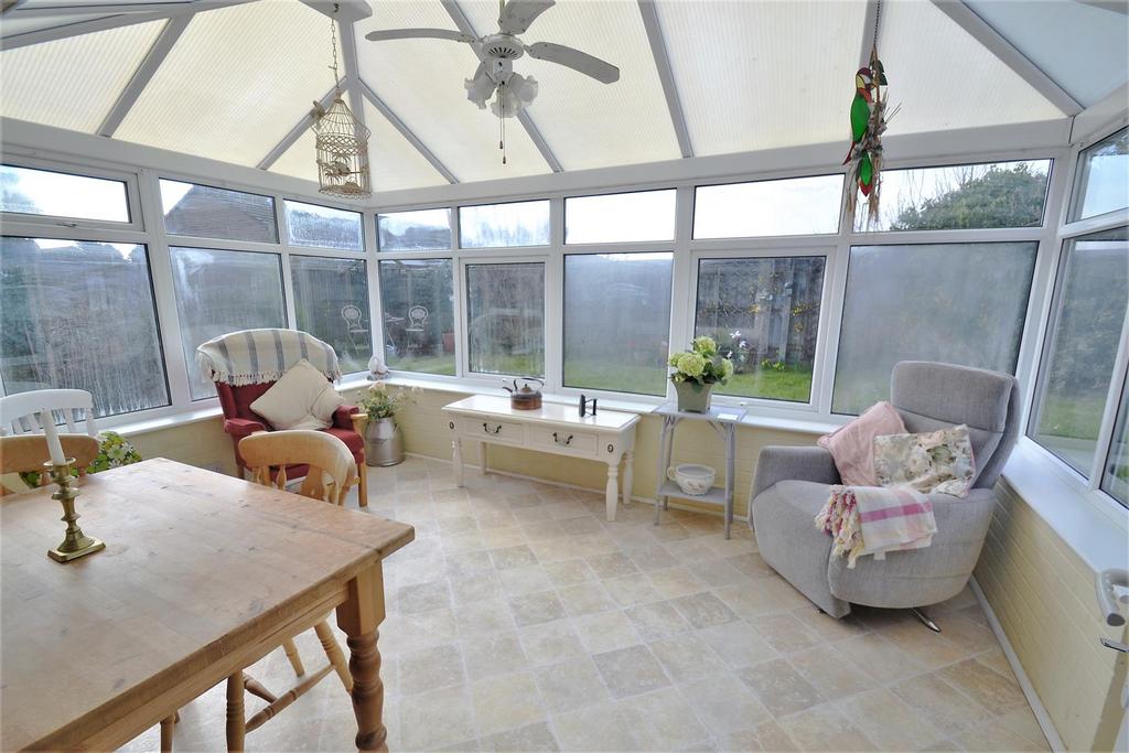 Browning Drive, Bicester 3 bed semidetached bungalow for sale £499,995