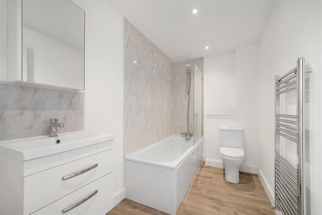 1, 28 Grove Vale-6.jpg