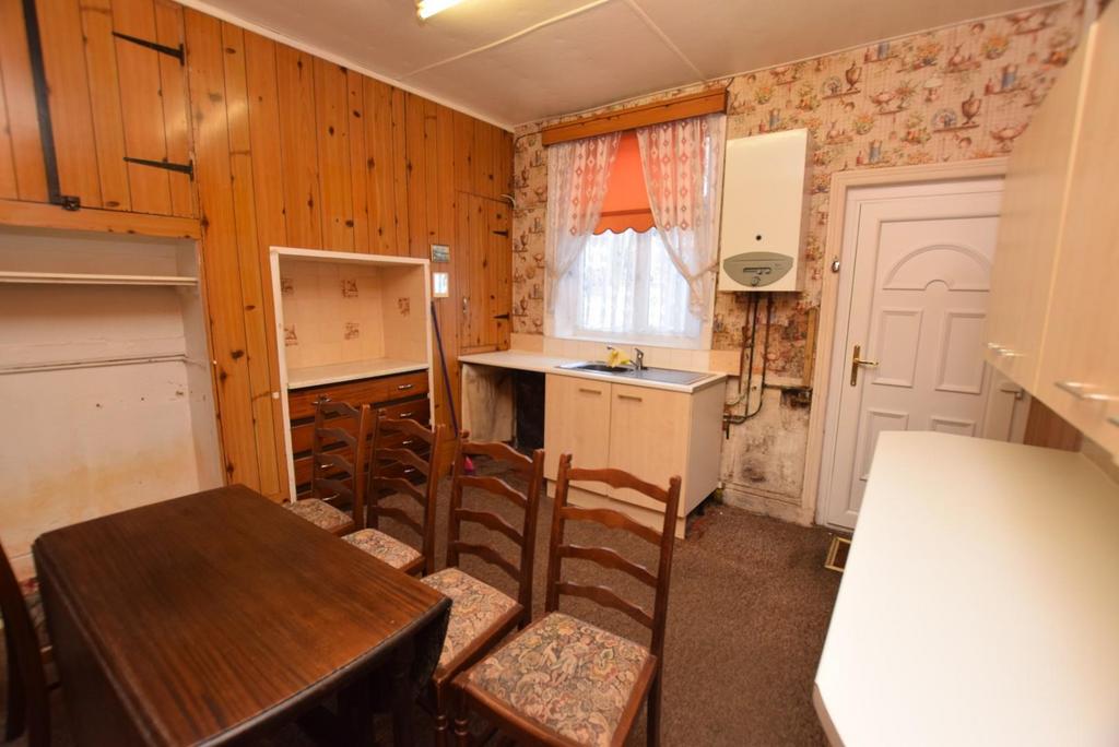 Chapel House Road, Nelson 2 bed terraced house £50,000