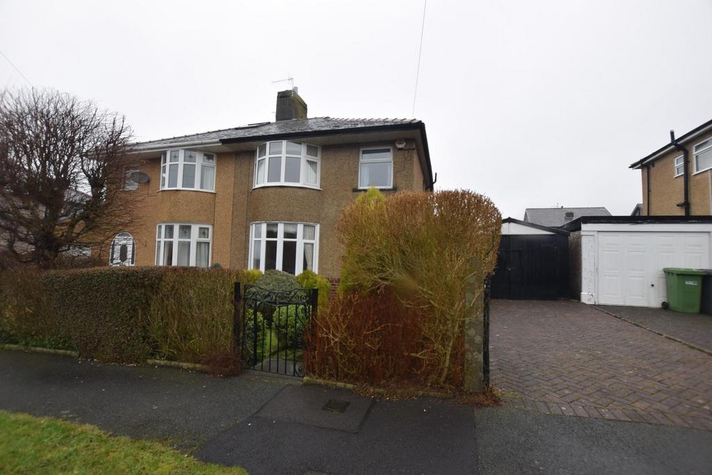 Trent Road, Nelson 3 bed semidetached house £165,000