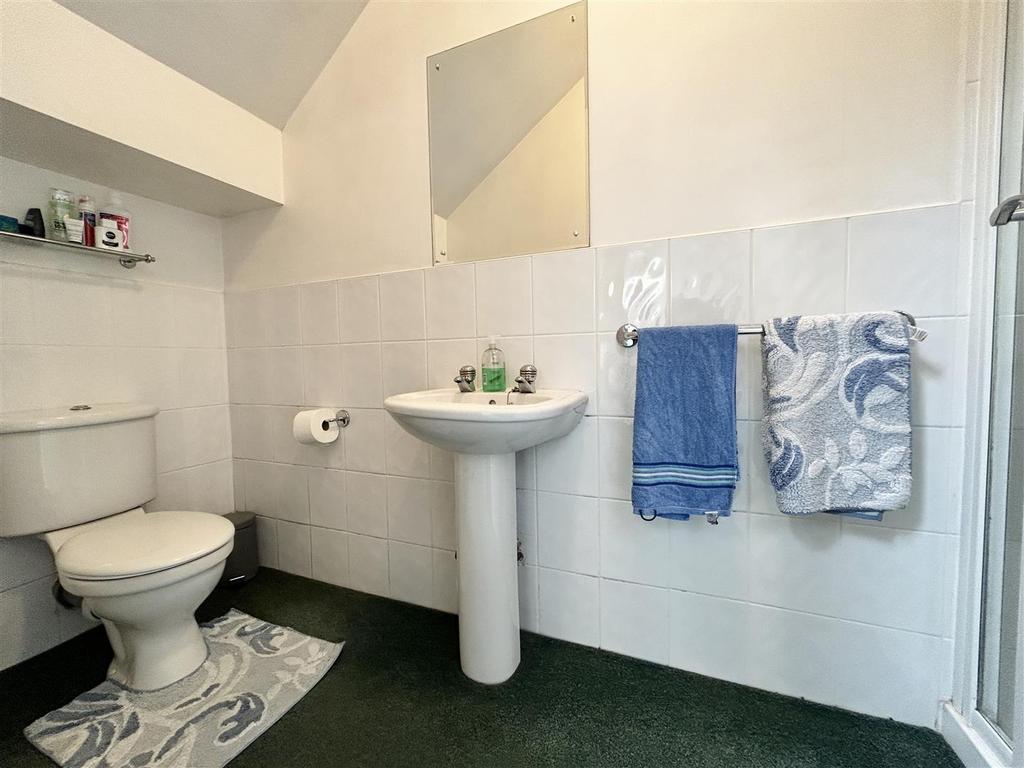En suite shower/wc