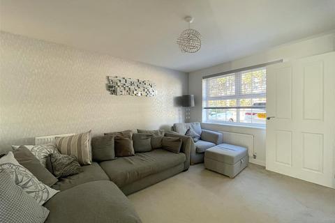 2 bedroom semi-detached house for sale - Falstaff Lane, Faversham