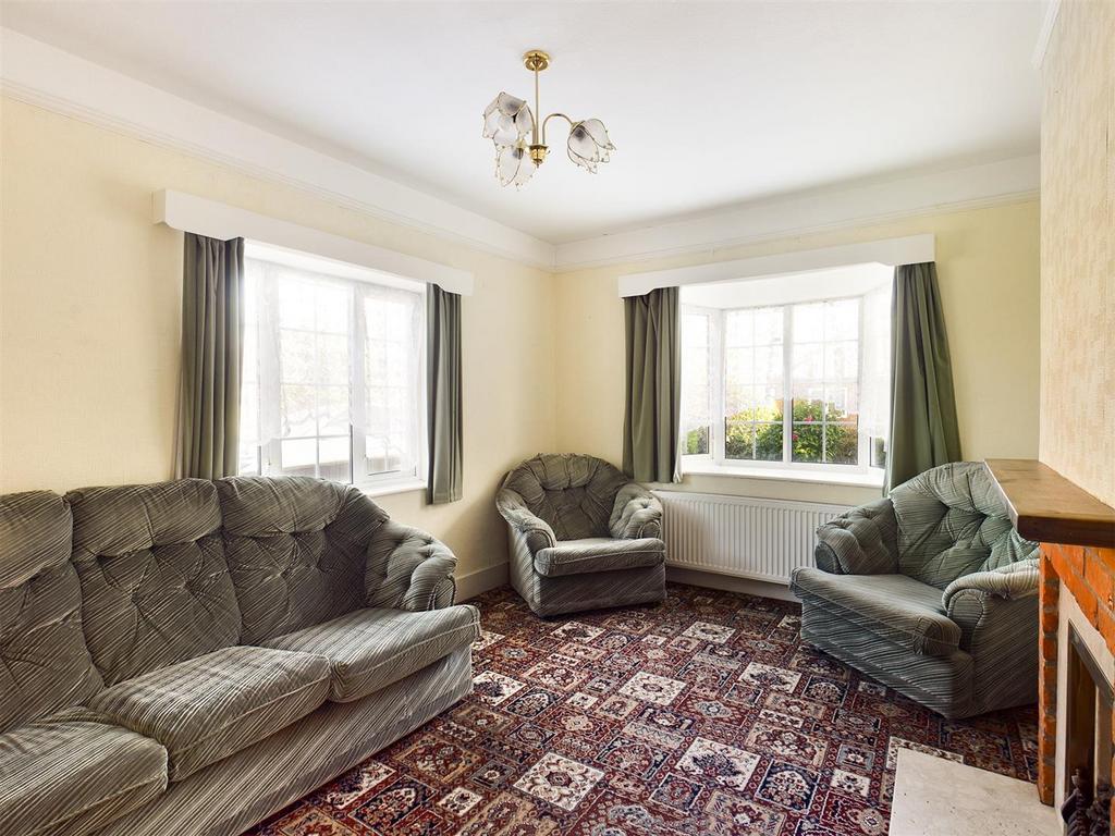 Water Lane, West Runton, Cromer 4 bed detached house for sale £400,000