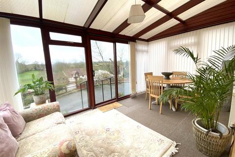 2 bedroom detached bungalow for sale - Martins Close, Trefonen, Oswestry