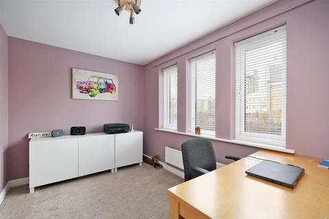 2 Holyrood View, Sheffield, S10 4NG