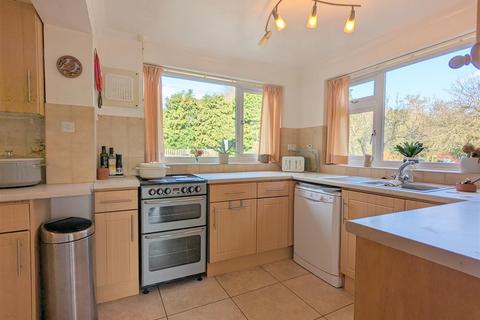 Roseland Clifton, Severn Stoke, Worcester, WR8 9JF