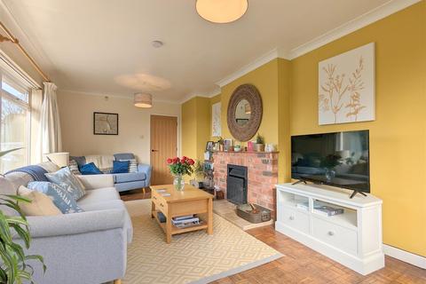Roseland Clifton, Severn Stoke, Worcester, WR8 9JF