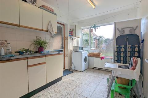 Roseland Clifton, Severn Stoke, Worcester, WR8 9JF