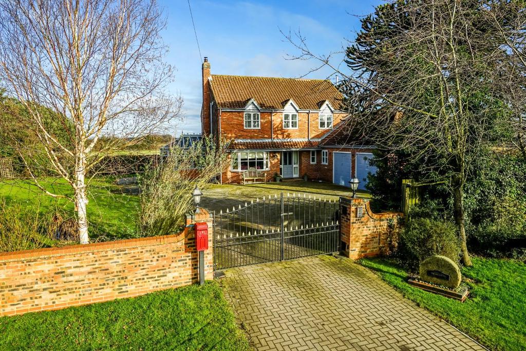 Acaster Selby, York 4 bed detached house £650,000