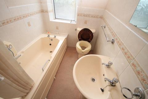 38 Mount Terrace, Bradford, BD2 2JE