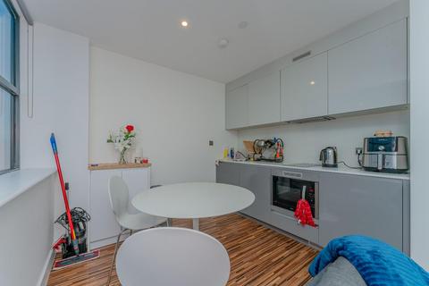 1 bedroom apartment for sale, West Point, Chester Road, Manchester