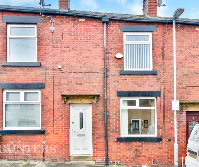 Mount Avenue, Dearnley, OL12 9QE 2 bed terraced house £129,500