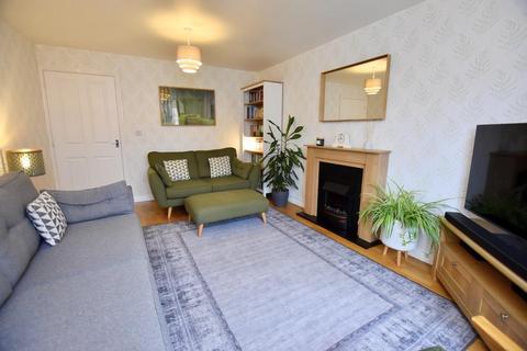 8 Lyons Drive, Coventry, CV5 9PP