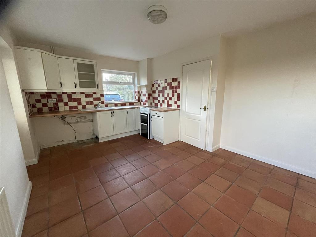 Great Casterton Road, Ryhall, Lincolnshire 3 bed detached house £895