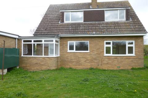 3 bedroom detached house to rent, Great Casterton Road, Ryhall, Lincolnshire