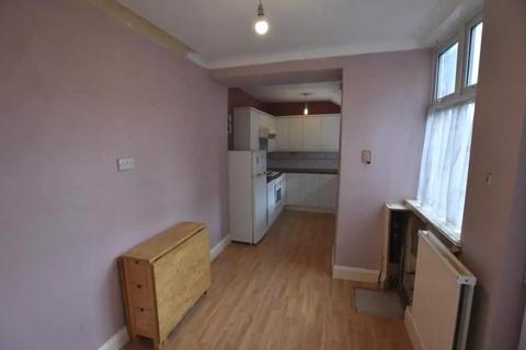 15 Argyll Street, Kettering, NN15 7HG