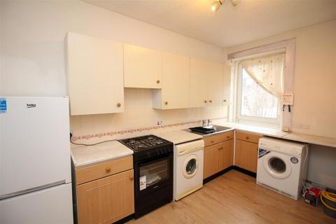 2 bedroom property to rent, Northcote Street, Hawick
