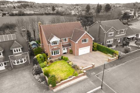 5 bedroom detached house for sale, Redbrook Avenue, Hasland, Chesterfield, S41 0RL