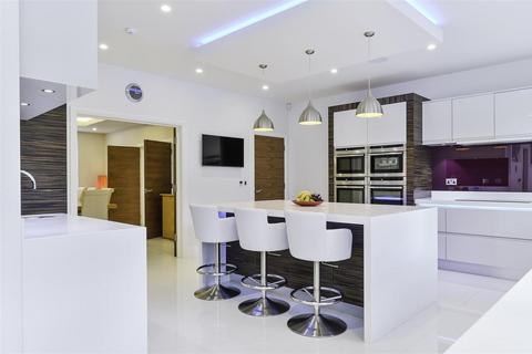 Surrey Lodge Alcocks Lane, Kingswood, Tadworth, KT20 6BA