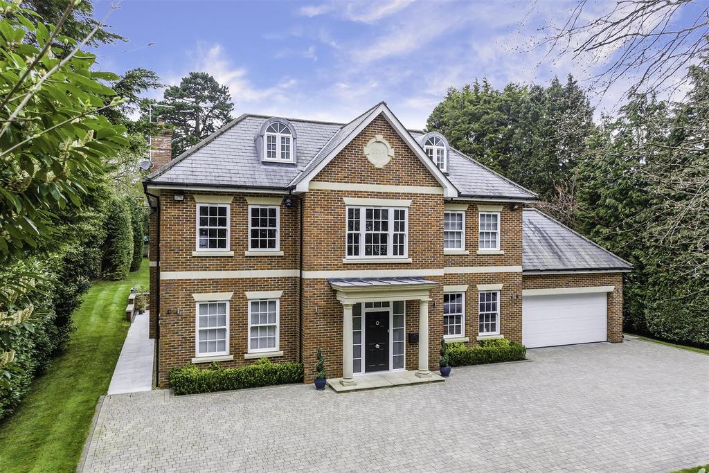 SURREY LODGE- (14).jpg