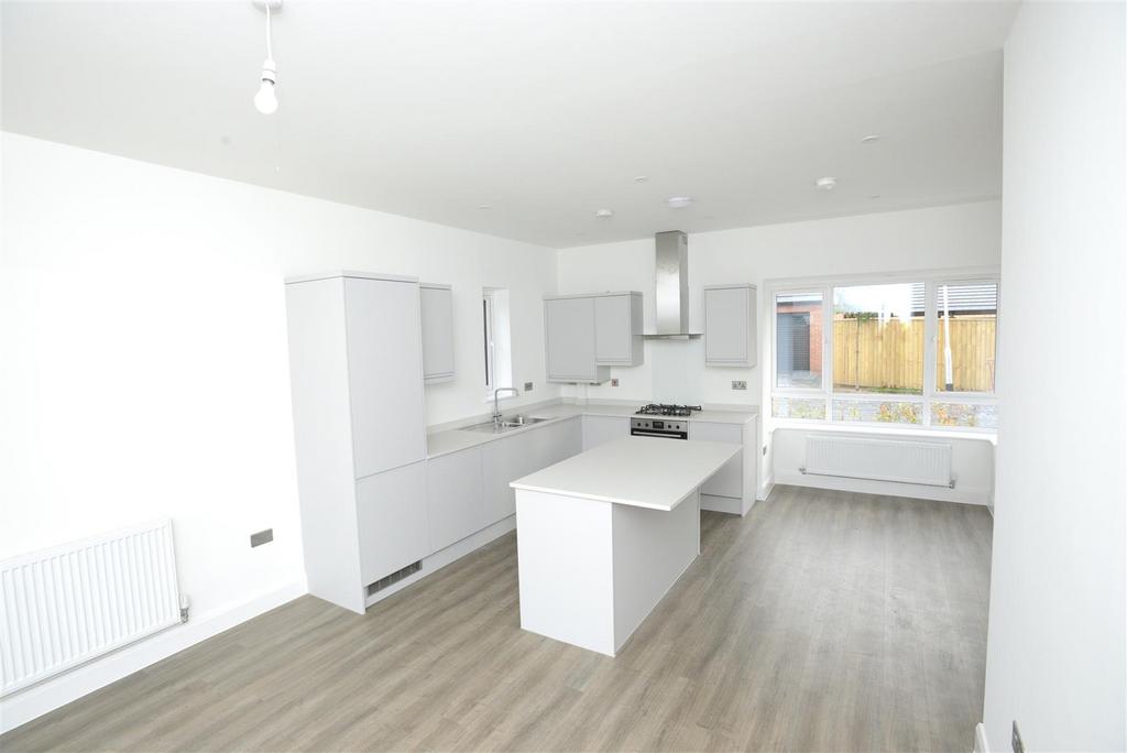 Plot 23 Kitchen area.JPG