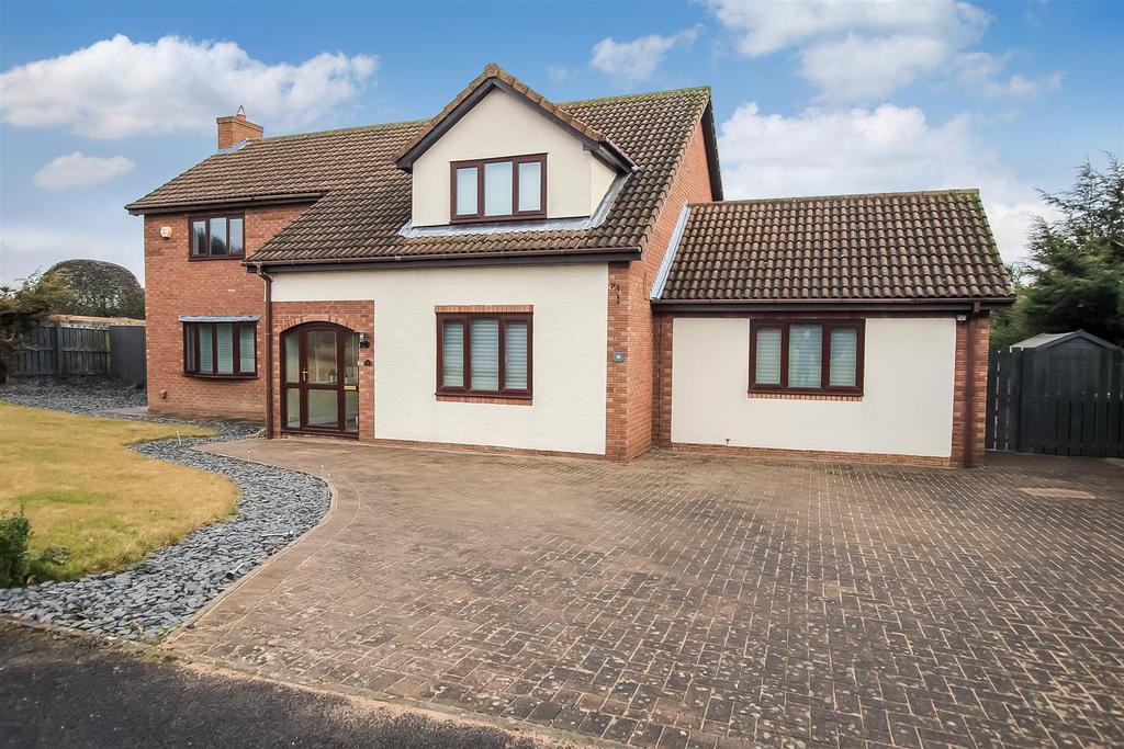 High Green, Woodham 4 bed detached house £560,000